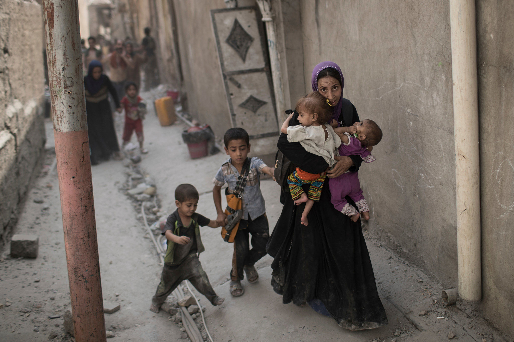 The liberation of Mosul: civilians were trapped while the city was being destroyed. Photo; Felipe Dana/AP